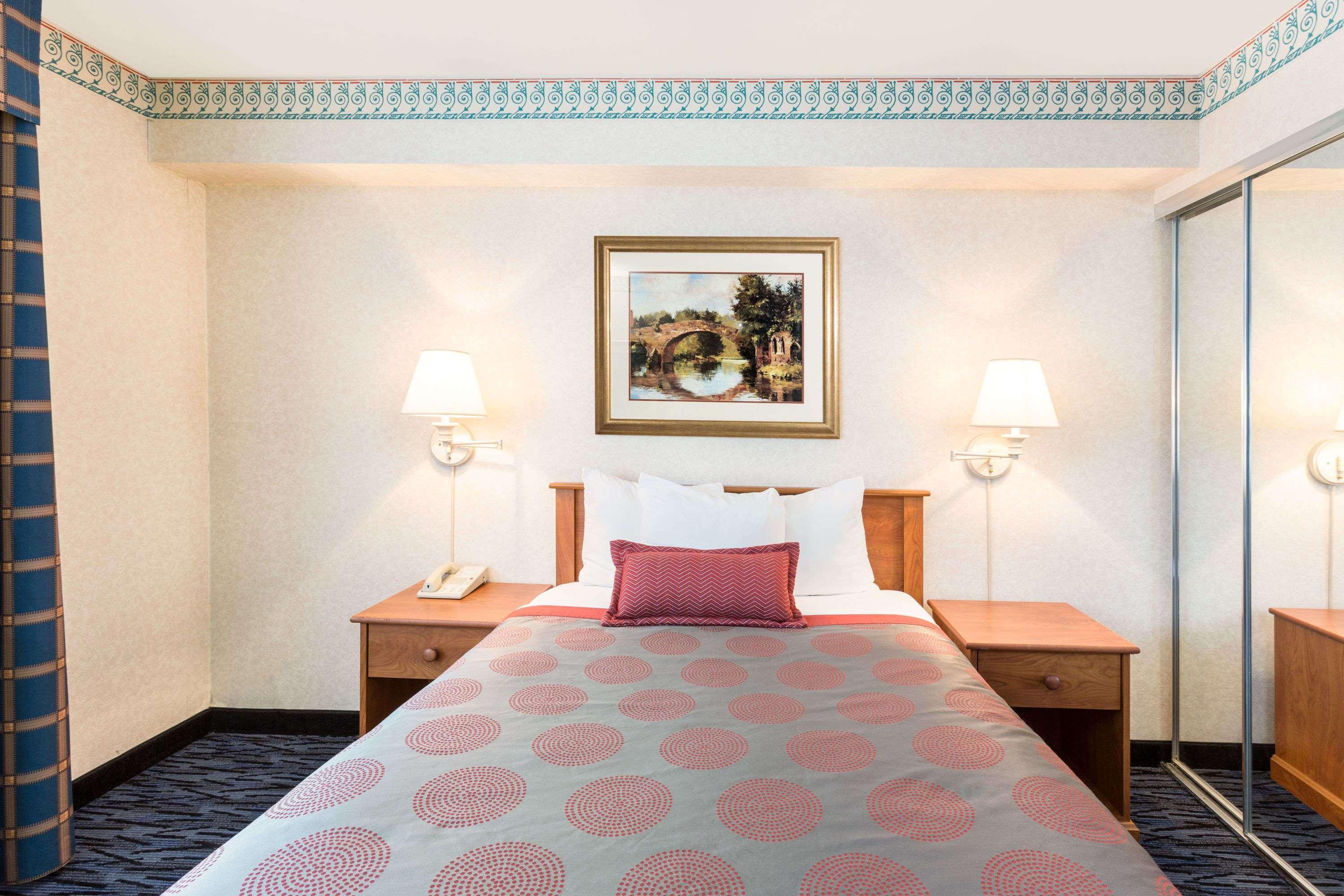 Ramada By Wyndham Kent Seattle Area Hotel Luaran gambar